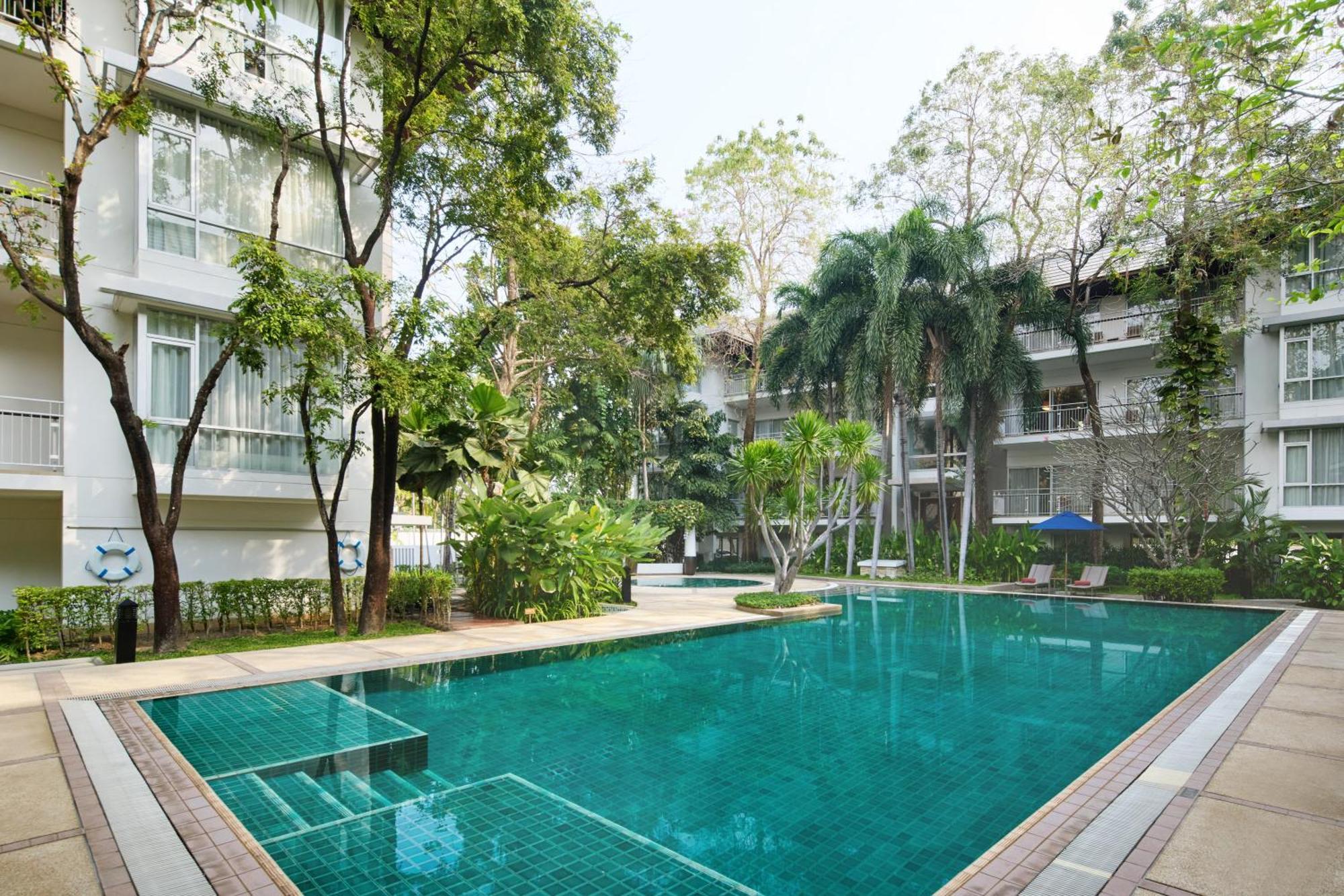 The Park Nine Hotel Srinakarin Bangkok Bagian luar foto