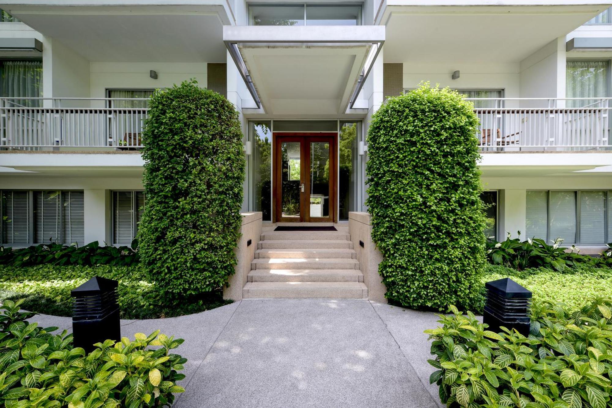 The Park Nine Hotel Srinakarin Bangkok Bagian luar foto